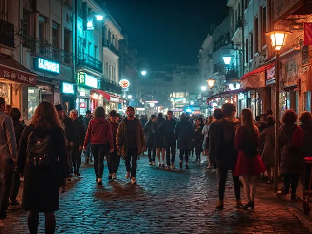 Munich Nightlife: Dive into the Club Scene and Dance Until Dawn