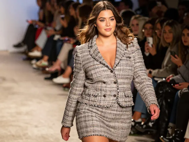 Curvy Models - Confidence and Style Unleashed