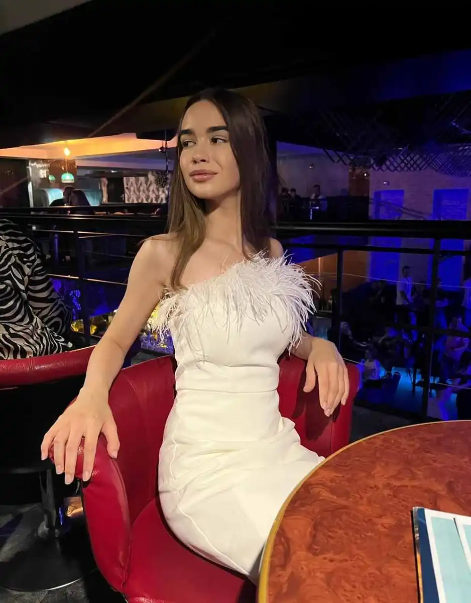 Cleo escort in Munich