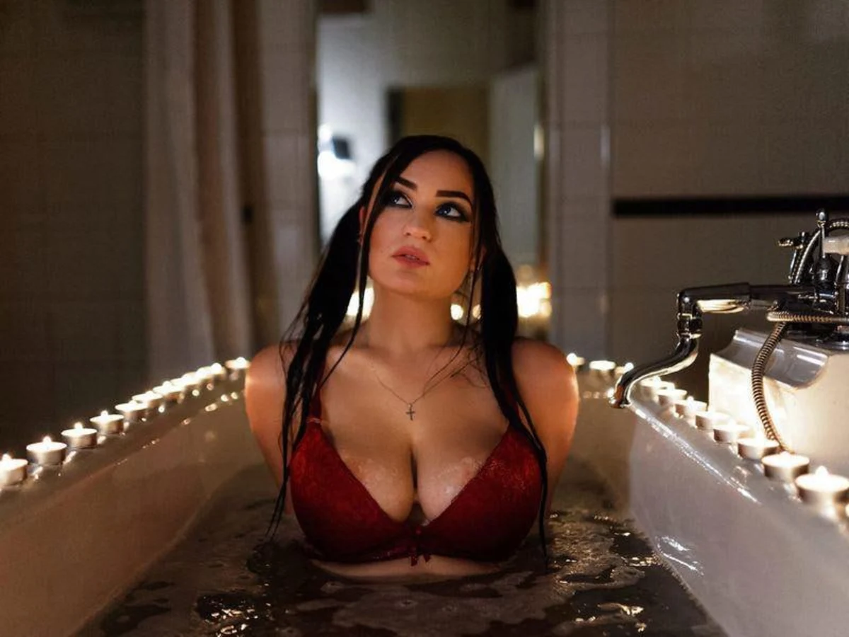 Karina escort in Munich