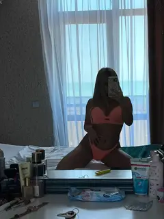 Verona escort in Munich